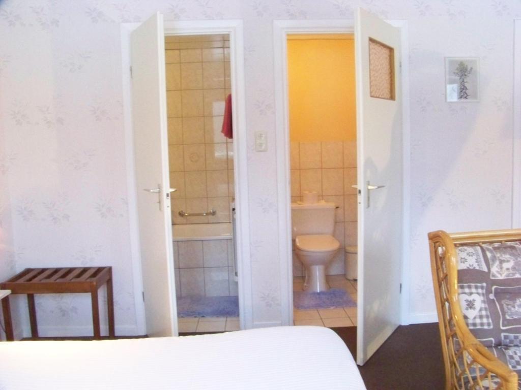 Auberge Le Vieux Moulin Bouillon Room photo