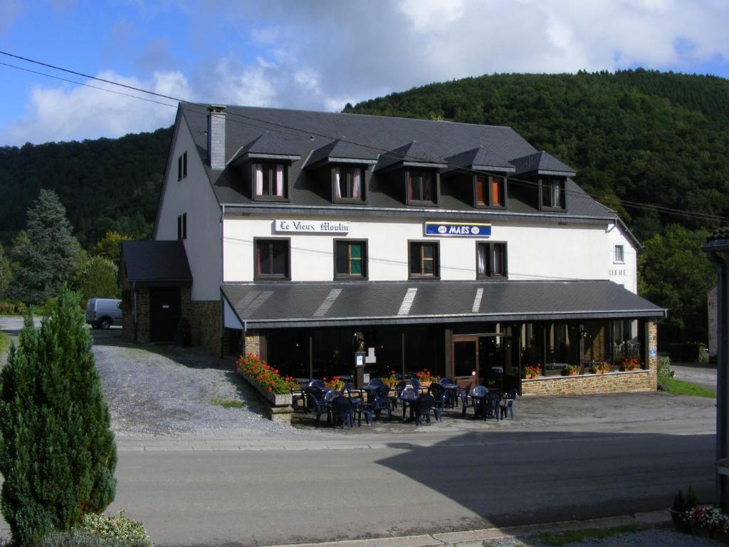 Auberge Le Vieux Moulin Bouillon Exterior photo